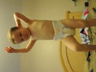 Laurent chante et danse!