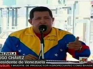 Presidente Chávez dispuesto a fortalecer relaciones con Col