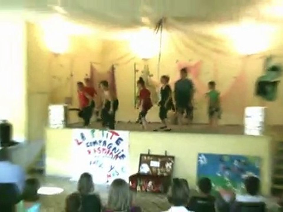 LA PETITE COMPAGNIE D ASPIRAN   RAGGA JUMP 5 JUIN 2010