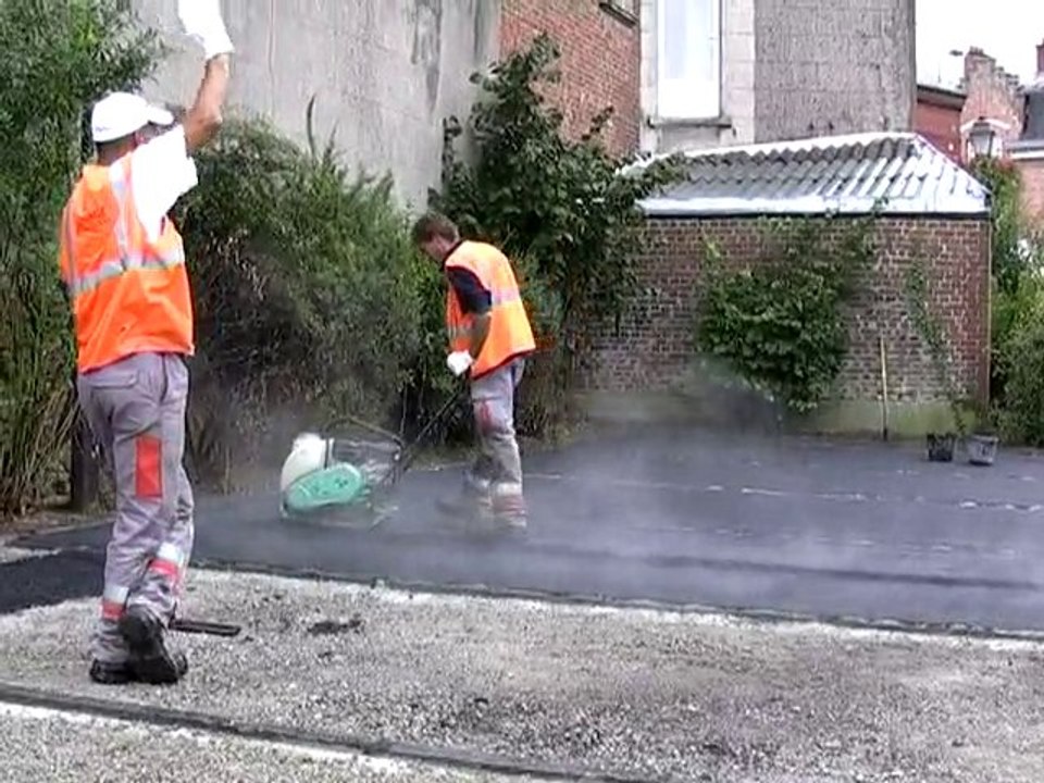 Travaux sur le parking de l'église Saint-Martin du Cateau