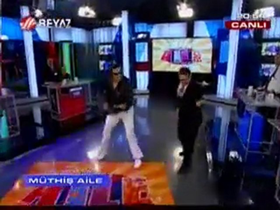 Volkan Erk Müthiş Aile'ye konuk oldu