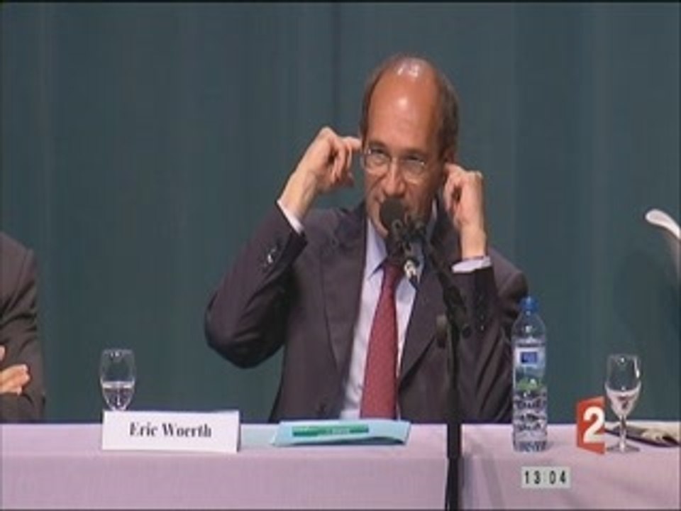 Affaire Bettencourt: Woerth se bouche les oreilles