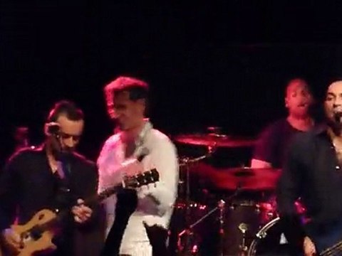 Serj Tankian - Lie lie lie @ Bataclan Paris 30 août 2010