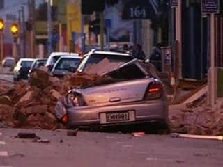 Curfew declared after quake hits New Zealand
