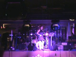 Deniz Çevik - Tombe La Neige