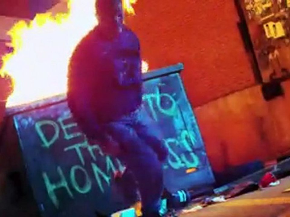 Hobo With a Shotgun - Trailer 1 [+18]