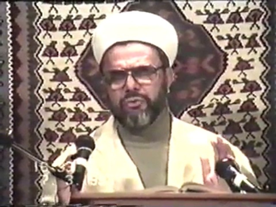 Prf.Dr.M.Es'ad Coşan-Namaza Kendini Verememenin Neden