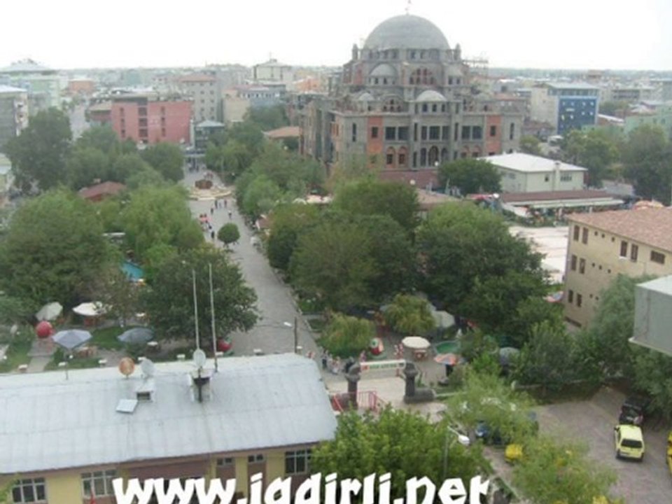 Ahmet Şafak - Küçhelere Su serpmişem | www.igdirli.net