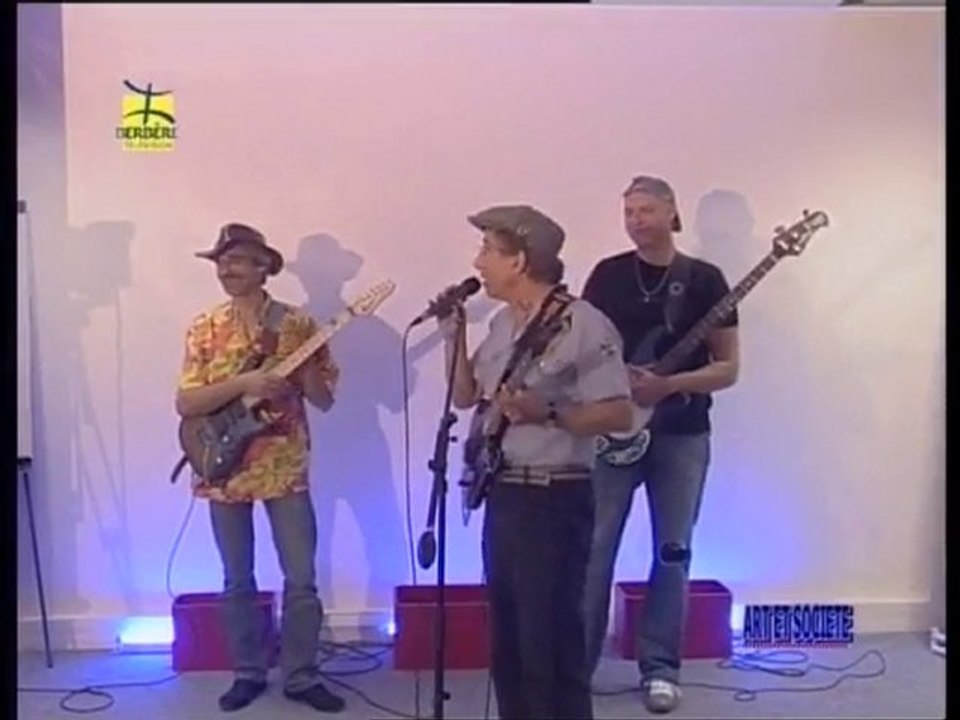 Présentation des musiciens-Samy Syphax-Berbère TV 06 08 2010