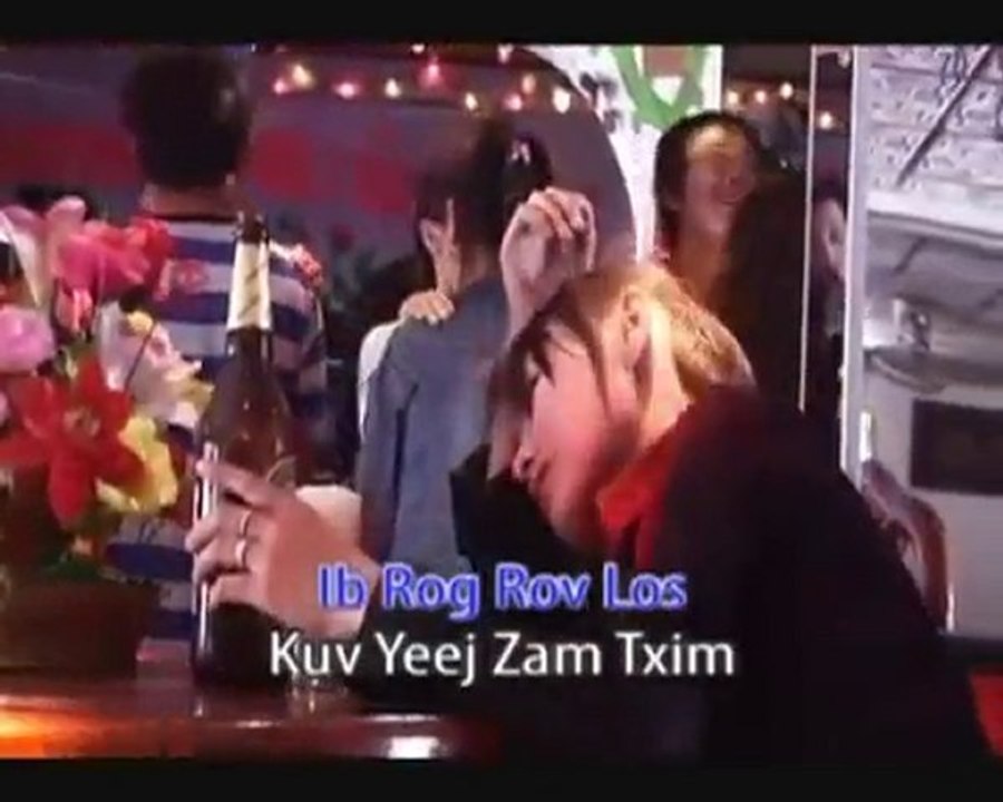 30 Xyoo Kuv Tseem Tos