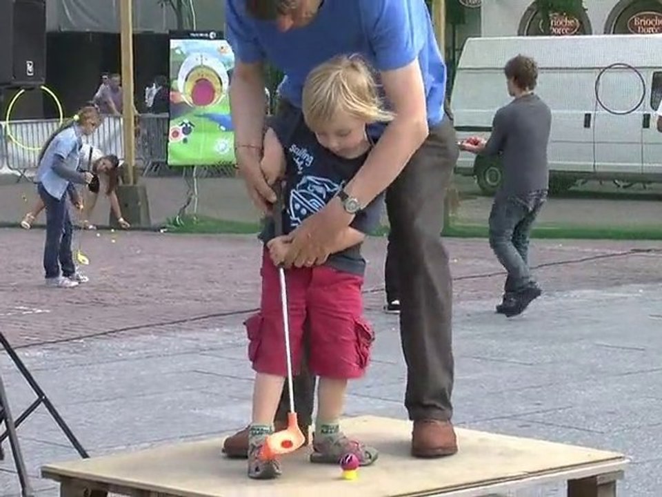 Street Golf sur la place Kleber @ Strasbourg