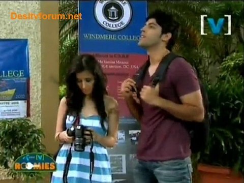 [V] Roomies - 4th September 2010 - pt1