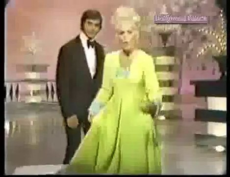 Hollywood Palace with Engelbert Humperdinck 3 of 5 - 1972