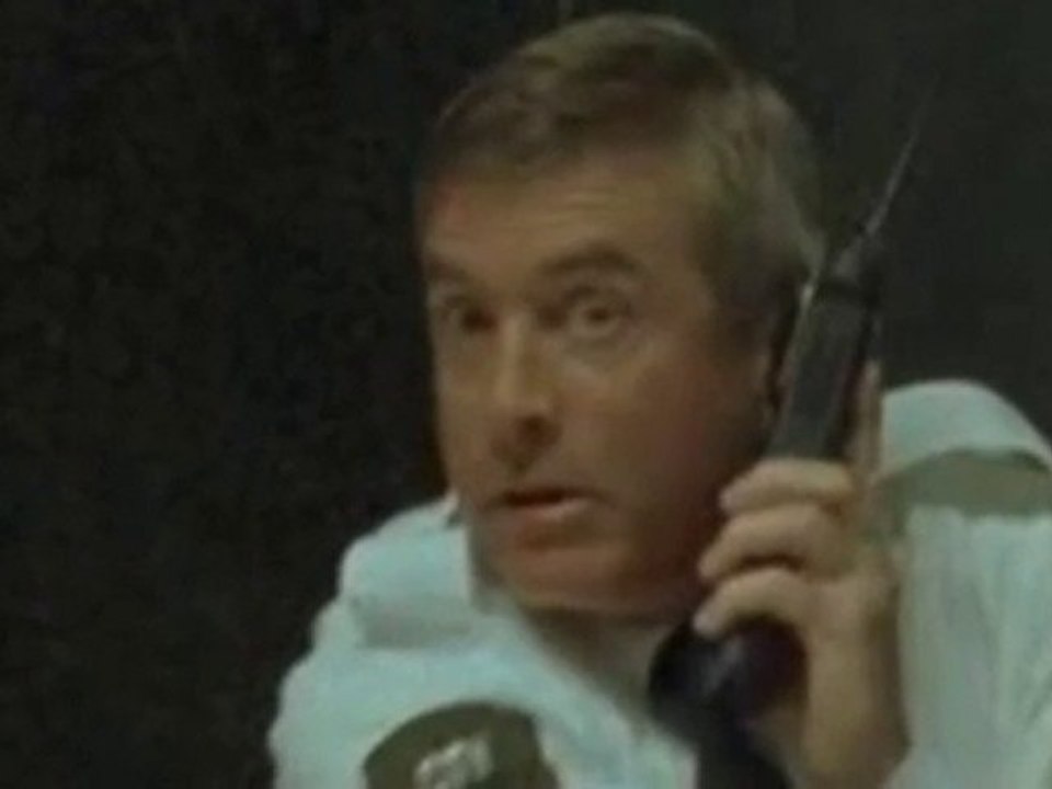 [Matrix] Dramatic Policeman