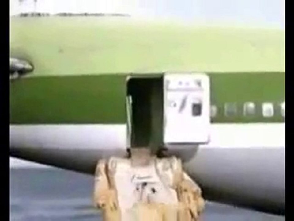 uçak denize düşüyor.mutlaka izleyin