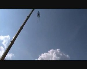 Saut à l'elastique 60 mètres