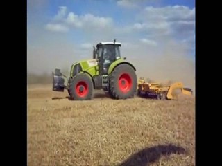 Claas axion