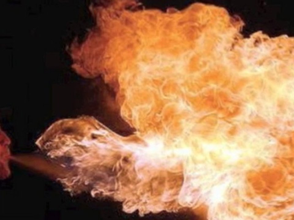 to tragoudi ton gyftwn