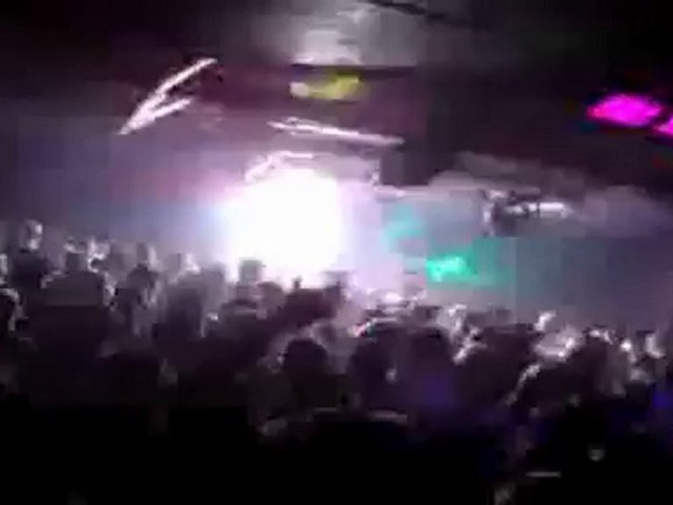 DANCE100