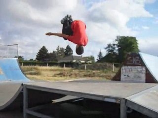 STEVEN - FRONT FLIP