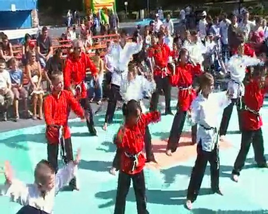 1DEMO DE JUDO JUJITSU PAR LE KIMONO CLUB  TUNNING MONTHERME