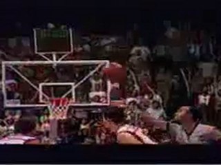 Athena Grubu_12 Dev Adam Şarkısı Mehteranlı Klip