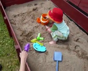 2010-07-18 Le carré de sable est prêt!