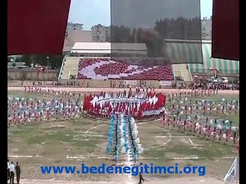 19 MAYIS TARSUS 2010 FİNAL GÖSTERİSİ