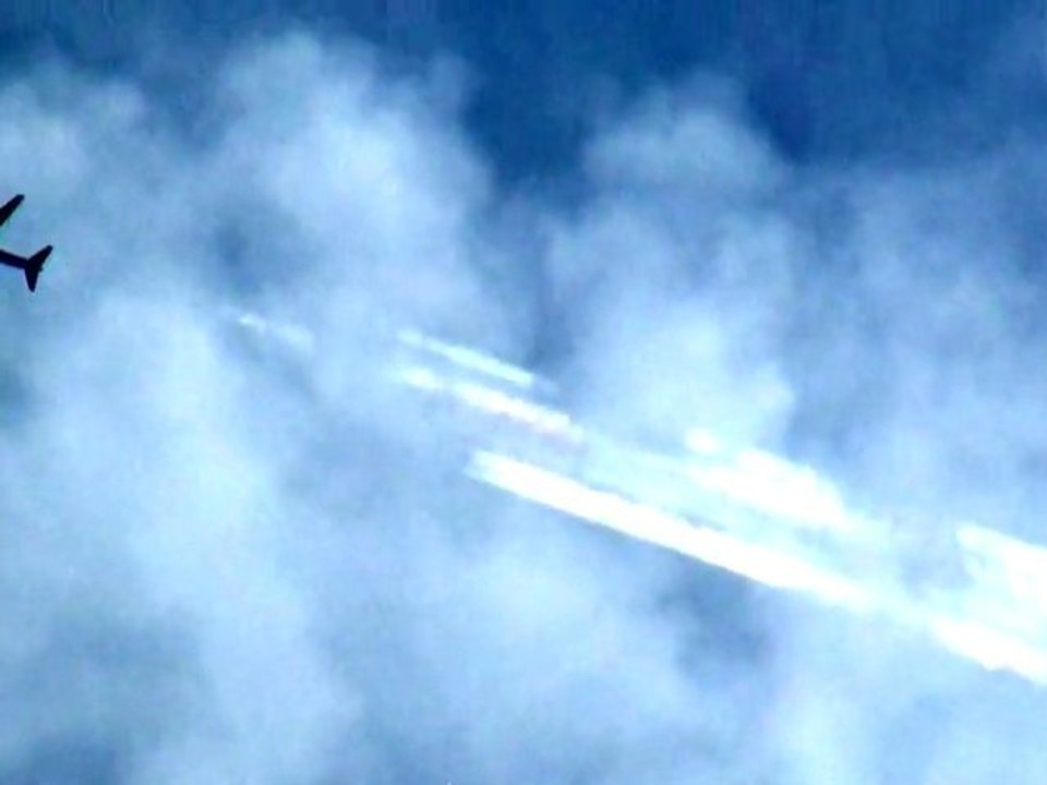 ufo vs nato test2 30.05.2010 13:35