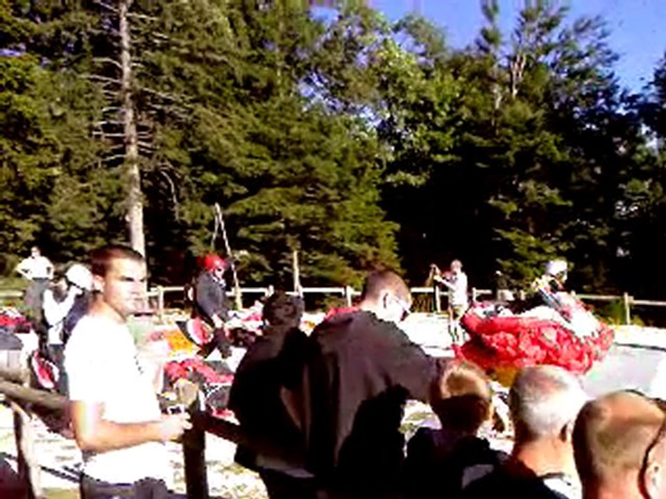 parapente au lac d'Aiguebelette 05.09.10