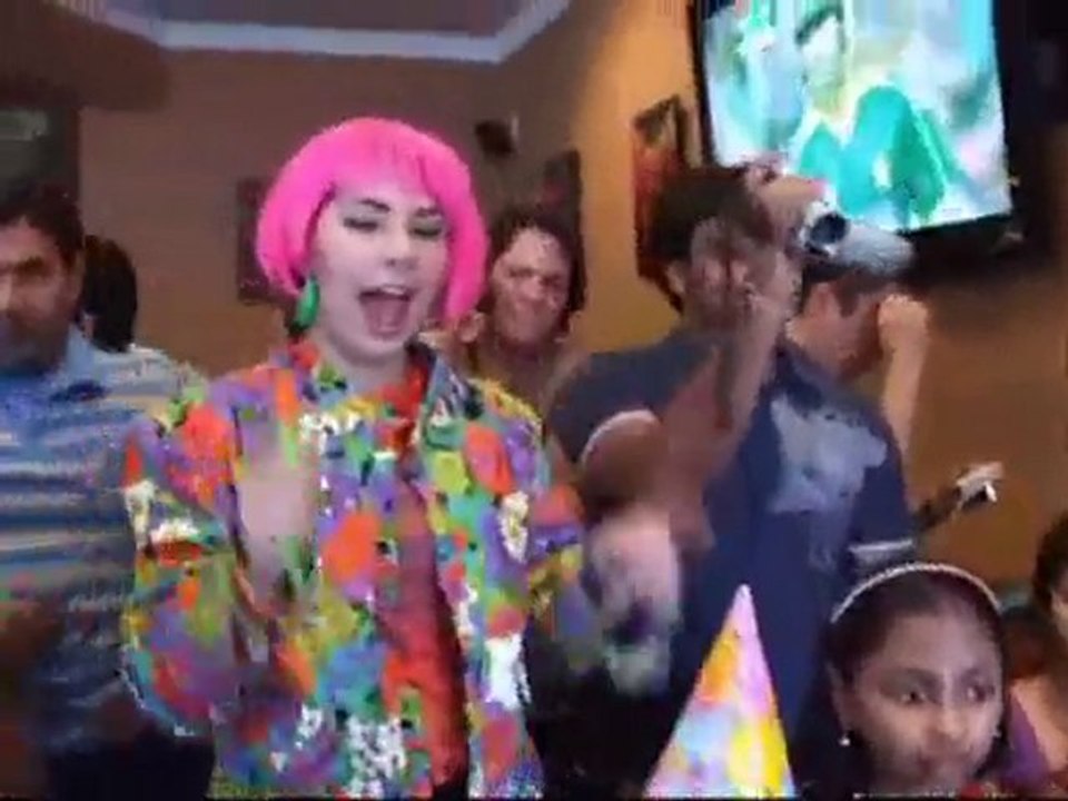 $75 VANCOUVER MAGICIANS FOR HIRE WITH SINGING KIDS CLOWNS