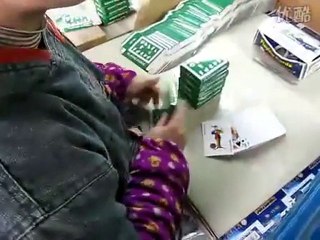 Empaquetador cartas de poker ¿ máquina o humano ?