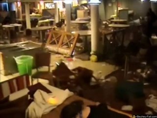 pacific sun hit by big waves