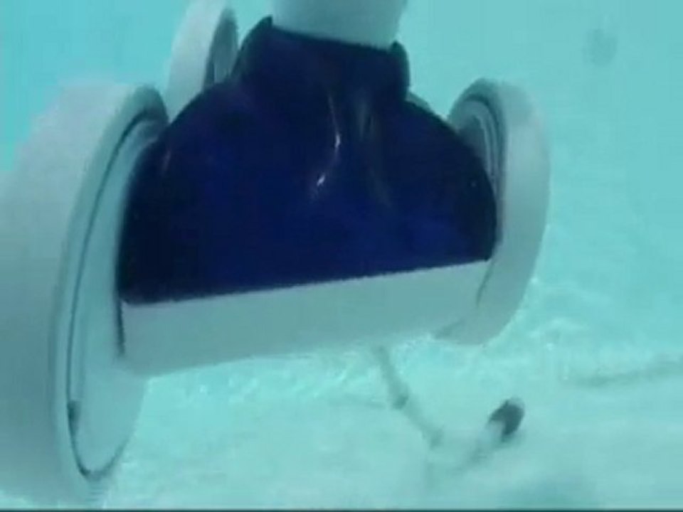 Aspirateur Polaris 280 en vente chez Alentour Piscines