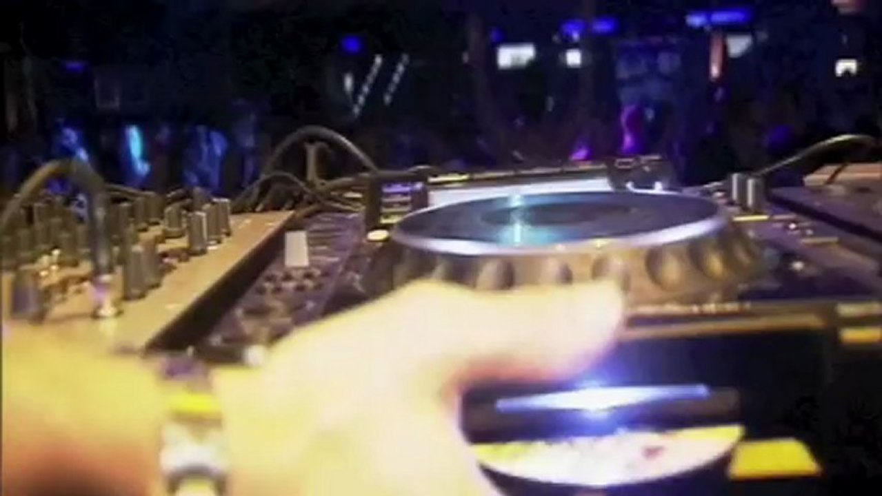 RTBF les belges à Ibiza (Partie 2/2)