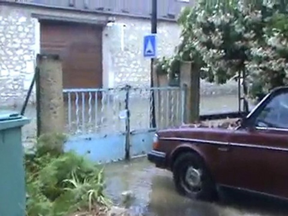 mollégès sous les eaux