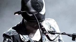 THE BLOODY BEETROOTS DEATH CREW 77 Live CrossOver Festival