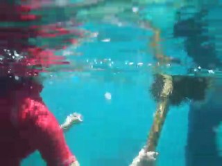 00 Lila ramasse les étoiles de mer Acanthaster Planci