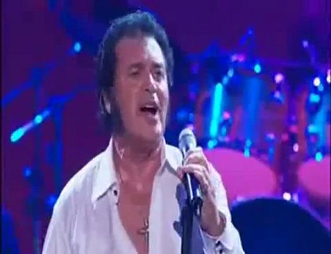 Engelbert Humperdinck - Totally Amazing 2006