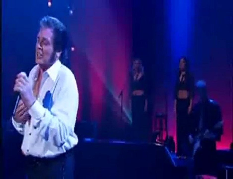 Engelbert Humperdinck - A CHANCE TO BE A HERO