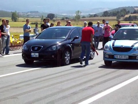 Drag Winner Sirion 1.3 102 hp vs. Leon tsi 125 hp