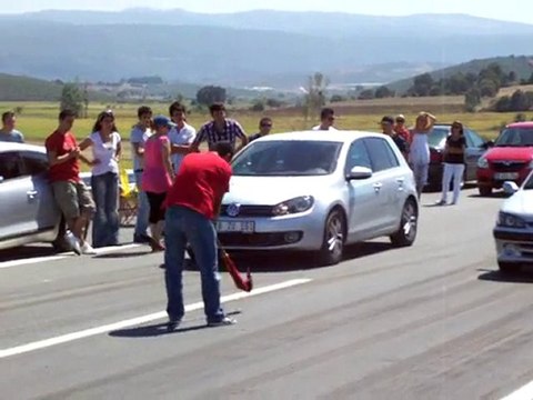 Drag Winner 106 GTİ vs Golf 1.4 tsi 160 hp