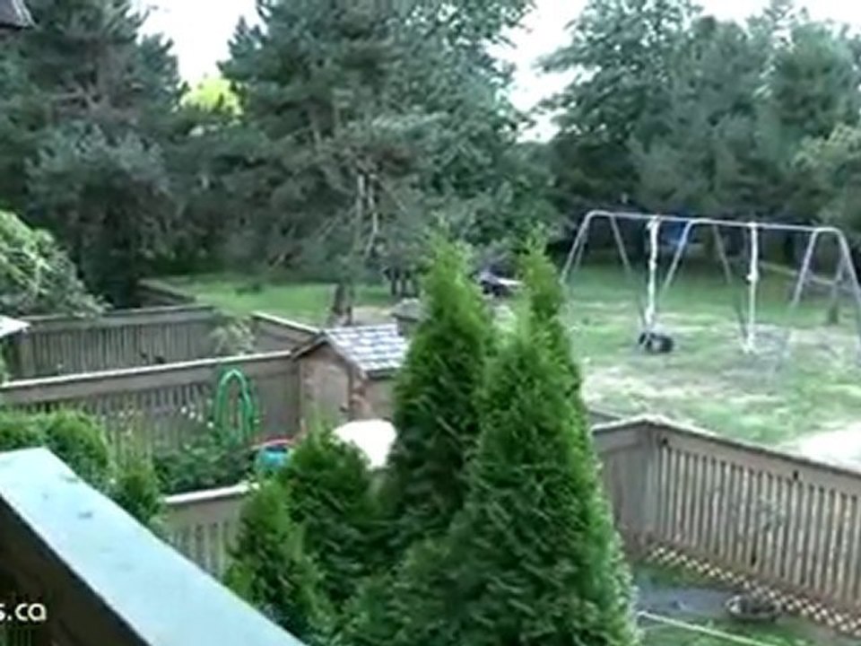 Lovely 2 Bedroom East Central Maple Ridge Townhome