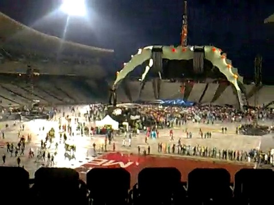 U2 360 o istanbul konseri erkan and günay 06 Eylül 2010 -1-