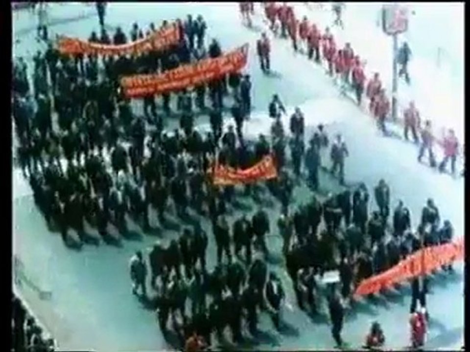 DUR DEMEK ELİMİZDE..