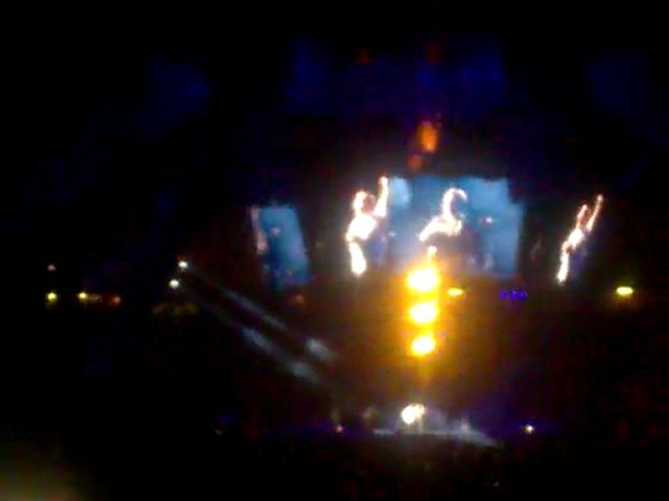 U2 360 o istanbul konseri erkan and günay 06 Eylül 2010 -9-