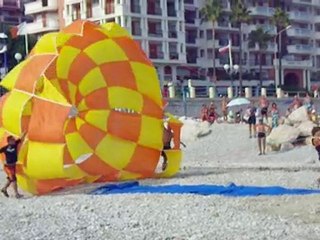 Ma voile aux couleurs des citrons et des oranges de Menton.