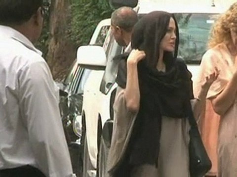 Obama says planned Koran burning boosting al-Qaeda