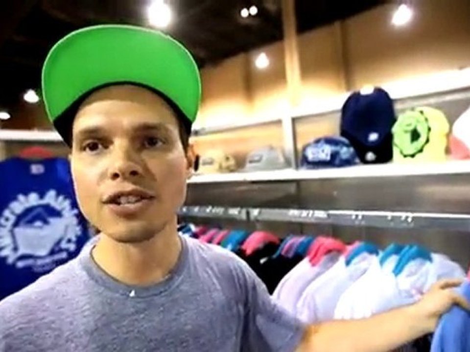 Las Vegas Fashion Week Fall 2010 Street Fashion V.2