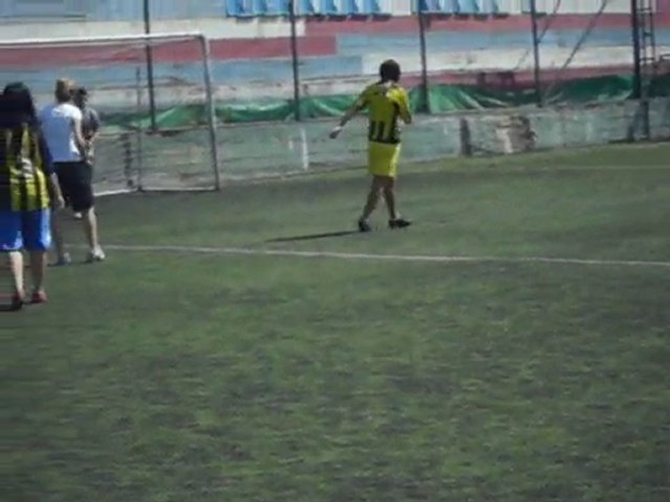 GENÇ İMRANLILAR 1.BAYANLAR HALI SAHA MAÇINDAN GÖRÜNTÜLER